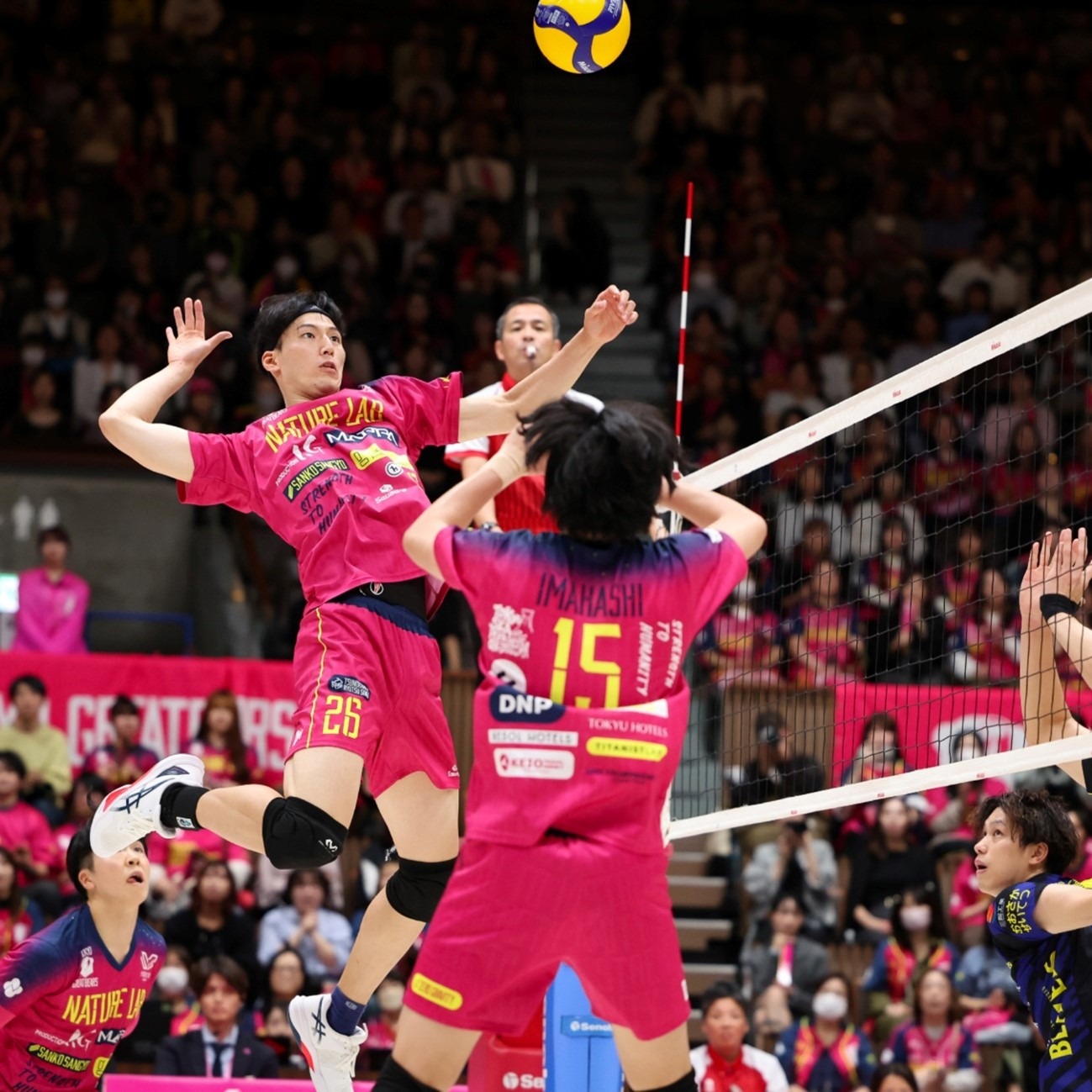 EWC预选赛决赛名单出炉，4AM与PeRo携手晋级，EDG和JDG眼光太好了