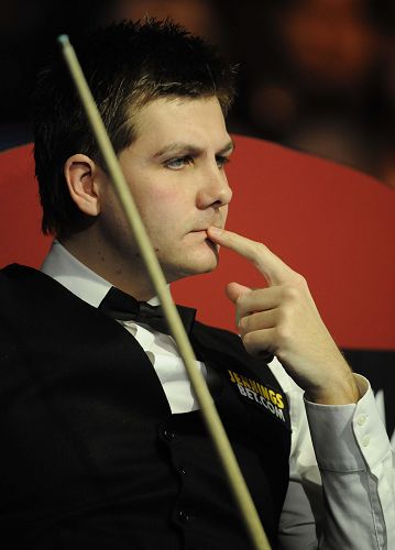 示了足球艺 示了足球艺